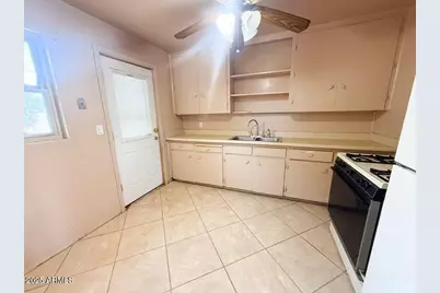 4222 N 30th Drive, Phoenix, AZ 85017 - Photo 3