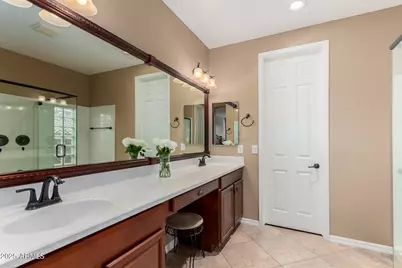 2743 E Narrowleaf Drive, Gilbert, AZ 85298 - Photo 9