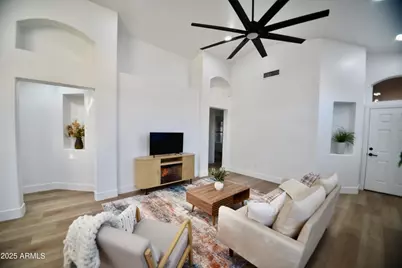 10053 E Capri Avenue, Mesa, AZ 85208 - Photo 5