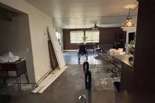 15437 N 170th Ct, Surprise, AZ 85388 - Photo 5