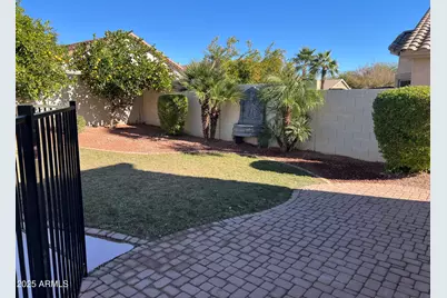 18606 W Sunnyslope Lane, Waddell, AZ 85355 - Photo 33