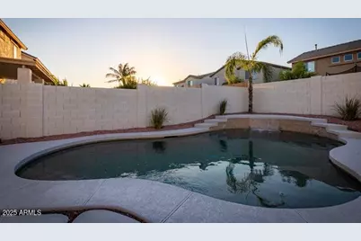 18606 W Sunnyslope Lane, Waddell, AZ 85355 - Photo 29