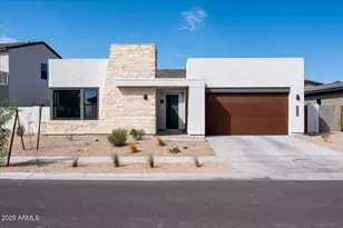 917 E Buist Ave, Phoenix, AZ 85042 - Photo 1