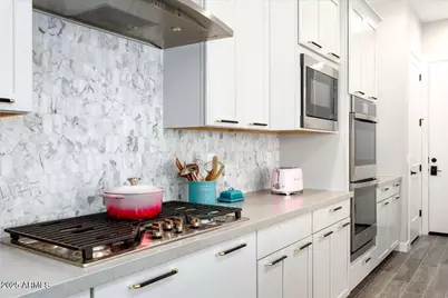 917 E Buist Avenue, Phoenix, AZ 85042 - Photo 7