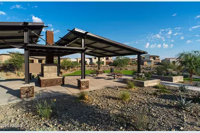 917 E Buist Avenue, Phoenix, AZ 85042 - Photo 31