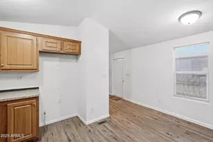 8427 W Glendale Ave, Glendale, AZ 85305 - Photo 15