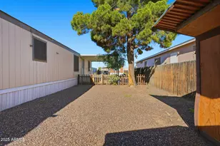 8427 W Glendale Ave, Glendale, AZ 85305 - Photo 29