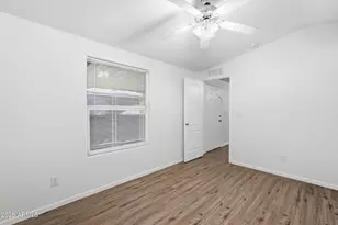 8427 W Glendale Ave, Glendale, AZ 85305 - Photo 17