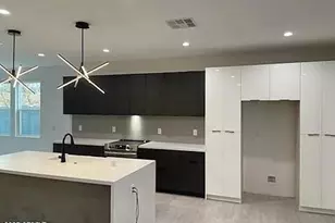 2826 N 28th Pl, Phoenix, AZ 85008 - Photo 3