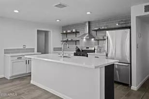 2309 W Wood Dr, Phoenix, AZ 85029 - Photo 9