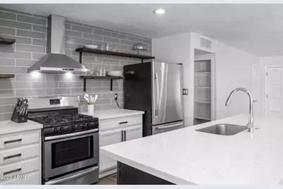 2309 W Wood Drive, Phoenix, AZ 85029 - Photo 11