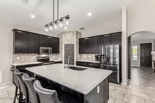 18403 W Port Au Prince Ln, Surprise, AZ 85388 - Photo 11