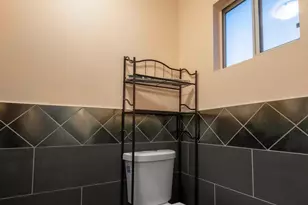 1112 W Villa Maria Dr, Phoenix, AZ 85023 - Photo 35