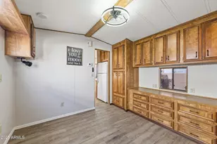 977 S Oxide Dr, Apache Junction, AZ 85119 - Photo 9