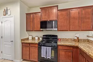 42429 W Sussex Rd, Maricopa, AZ 85138 - Photo 17