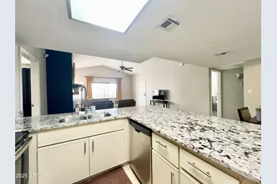 2855 S Extension Road S #220, Mesa, AZ 85210 - Photo 7