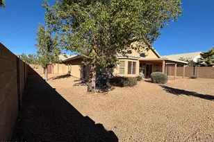 7873 W Adobe Dr, Glendale, AZ 85308 - Photo 31