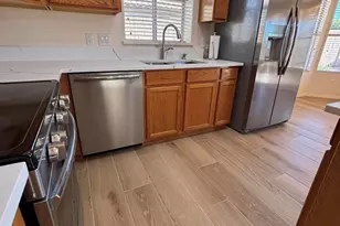 7873 W Adobe Dr, Glendale, AZ 85308 - Photo 9