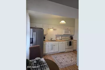 10362 W Oakmont Drive, Sun City, AZ 85351 - Photo 9