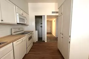 10362 W Oakmont Dr, Sun City, AZ 85351 - Photo 7