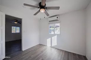 2537 E Willetta St, Phoenix, AZ 85008 - Photo 11