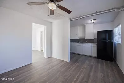 2537 E Willetta Street #1, Phoenix, AZ 85008 - Photo 3