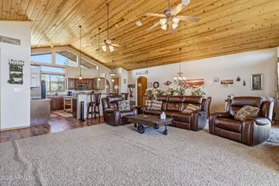 2276 Thunderbird Way, Overgaard, AZ 85933 - Photo 15