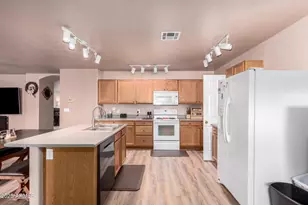 5731 W Aster Dr, Glendale, AZ 85304 - Photo 3