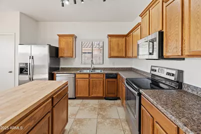 35903 W Velazquez Drive, Maricopa, AZ 85138 - Photo 5