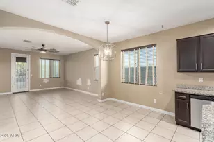 23754 W Cocopah St, Buckeye, AZ 85326 - Photo 7