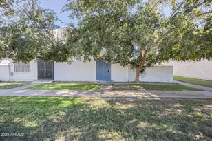 5214 N 42nd Pkwy, Phoenix, AZ 85019 - Photo 3