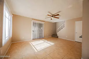 5214 N 42nd Pkwy, Phoenix, AZ 85019 - Photo 9