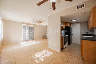 5214 N 42nd Pkwy, Phoenix, AZ 85019 - Photo 13