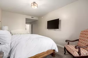 5450 E Deer Valley Dr, Phoenix, AZ 85054 - Photo 19