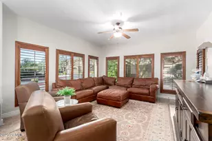 5450 E Deer Valley Dr, Phoenix, AZ 85054 - Photo 3