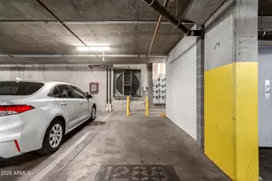 5450 E Deer Valley Dr, Phoenix, AZ 85054 - Photo 29