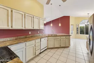 10610 E Hercules Dr, Sun Lakes, AZ 85248 - Photo 9