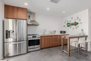 2029 N 9th St, Phoenix, AZ 85006 - Photo 9