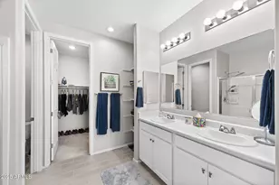 2049 E Entoro Dr, Casa Grande, AZ 85122 - Photo 7