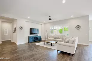 28017 N 99th Dr, Peoria, AZ 85383 - Photo 11