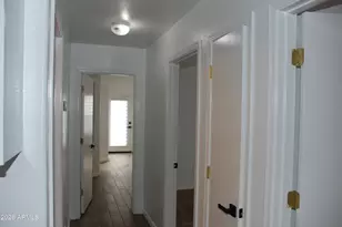 249 W Grovers Ave, Phoenix, AZ 85023 - Photo 15