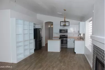 249 W Grovers Avenue, Phoenix, AZ 85023 - Photo 3