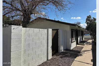 2532 W Morten Avenue #A, Phoenix, AZ 85051 - Photo 5