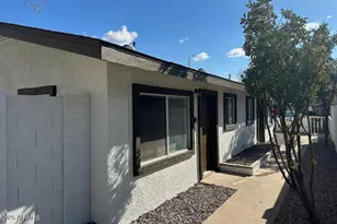 2532 W Morten Ave, Phoenix, AZ 85051 - Photo 1