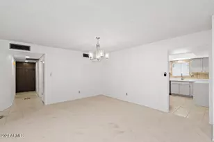 6105 N 12th Wy, Phoenix, AZ 85014 - Photo 7