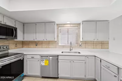 6105 N 12th Way, Phoenix, AZ 85014 - Photo 13