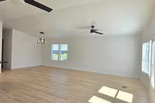 2233 E Behrend Dr, Phoenix, AZ 85024 - Photo 9