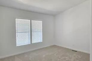 2233 E Behrend Dr, Phoenix, AZ 85024 - Photo 21