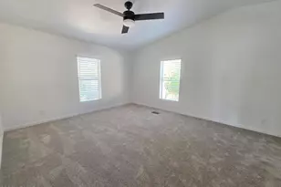 2233 E Behrend Dr, Phoenix, AZ 85024 - Photo 17