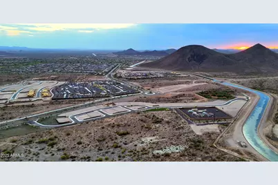 11874 W Burnside Trail, Peoria, AZ 85383 - Photo 3